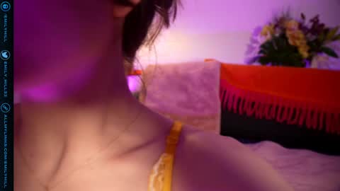 Emily Hill online show from 11-08-25, 09:13