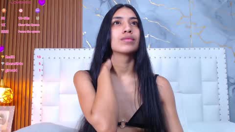 Snapshot of littlee_emilyy_ chatting on 01-18-25, 02:58 Emily  online show from 01-18-25, 02:58