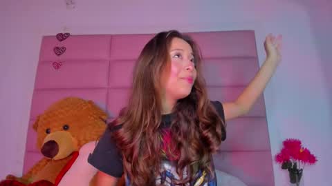 Snapshot of littlee_emma_ chatting on 01-03-25, 03:05 littlee_emma_ online show from 01-03-25, 03:05