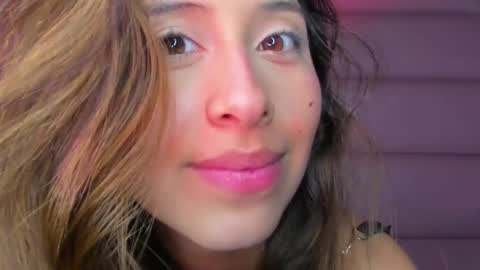 Snapshot of littlee_emma_ chatting on 01-04-25, 09:32 littlee_emma_ online show from 01-04-25, 09:32