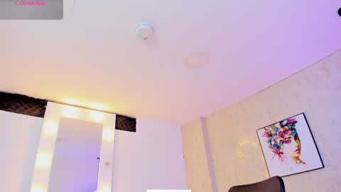 Snapshot of littlee_mia chatting on 07-03-26, 12:44 littlee_mia online show from 07-03-26, 12:44