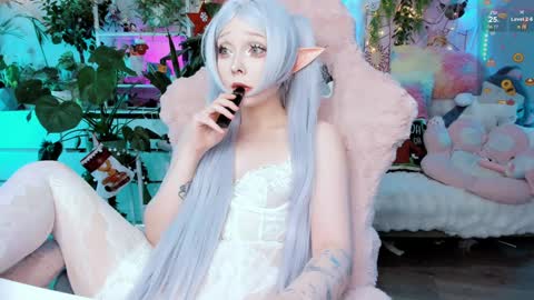 Riza Riri Puff  online show from 01-04-25, 07:13