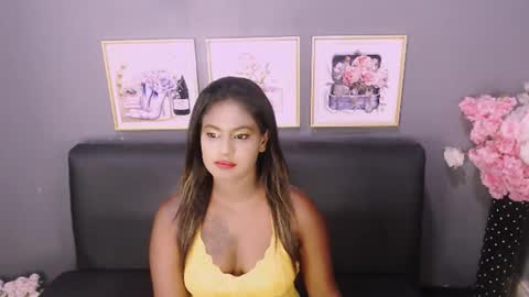 Snapshot of littleindianmilf chatting on 01-08-25, 09:21 littleindianmilf online show from 01-08-25, 09:21