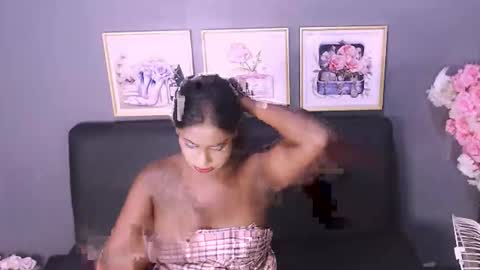 Snapshot of littleindianmilf chatting on 01-15-25, 12:04 littleindianmilf online show from 01-15-25, 12:04