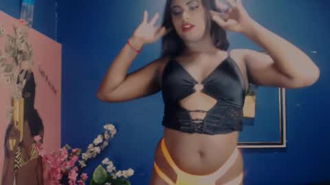 Snapshot of littleindianmilf chatting on 09-12-25, 10:15 littleindianmilf online show from 09-12-25, 10:15