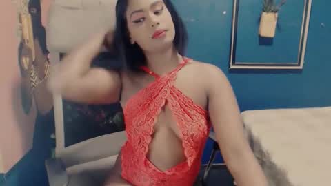 Snapshot of littleindianmilf chatting on 09-26-25, 10:52 littleindianmilf online show from 09-26-25, 10:52