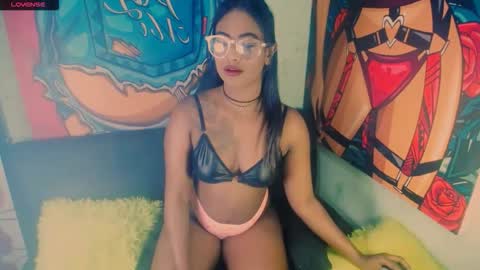 Snapshot of littleindianmilf chatting on 11-17-25, 10:54 littleindianmilf online show from 11-17-25, 10:54