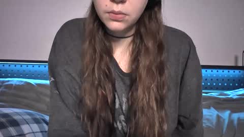 Snapshot of littlejessielov chatting on 02-18-25, 06:59 Jessie online show from 02-18-25, 06:59