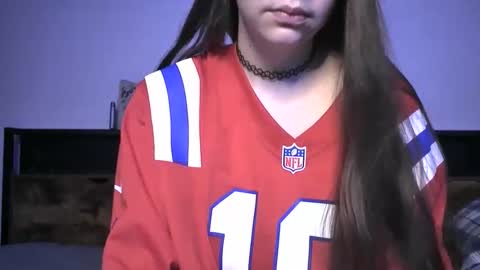 Snapshot of littlejessielov chatting on 12-22-25, 07:27 Jessie online show from 12-22-25, 07:27