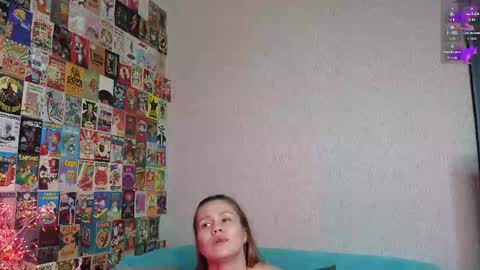 Snapshot of littleleen chatting on 10-31-25, 03:46 LillleLinn online show from 10-31-25, 03:46