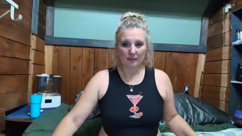 lisanixs online show from 03-29-26, 01:16