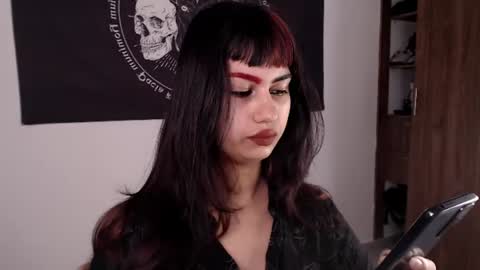 Snapshot of littleluciferrr chatting on 06-26-26, 05:50 Lucifer online show from 06-26-26, 05:50