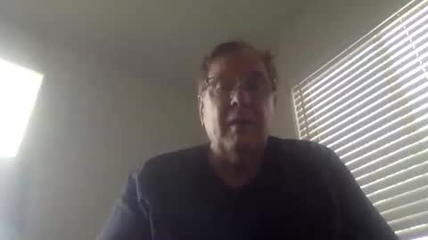 Snapshot of littlemaff chatting on 05-04-26, 08:16 Maff online show from 05-04-26, 08:16