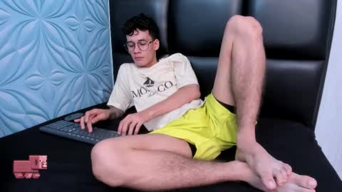 MAX online show from 10-08-25, 12:58