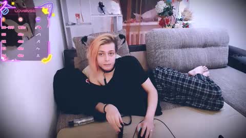 Felix online show from 11-26-25, 05:19