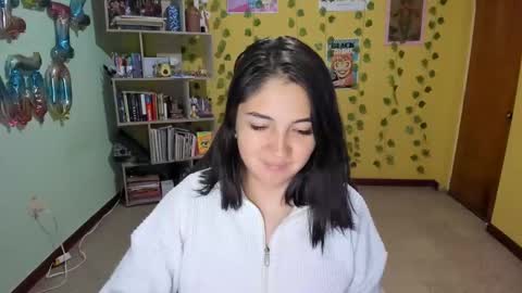 Mia  Wednesday to Sunday 730 am to 1030 am Colombian Hour D online show from 03-02-25, 04:50