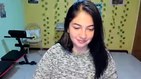 Snapshot of littleprety6969 chatting on 06-29-26, 01:12 Mia Wednesday to Sunday 730 am to 1030 am Colombian Hour D online show from 06-29-26, 01:12