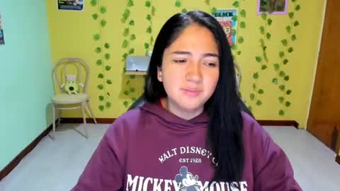 Snapshot of littleprety6969 chatting on 07-29-26, 03:15 Mia Wednesday to Sunday 730 am to 1030 am Colombian Hour D online show from 07-29-26, 03:15
