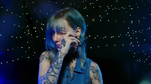 Niki  free tg channel with some photos gifs and info about streams  online show from 12-20-25, 09:44