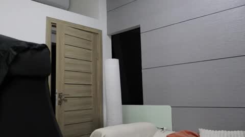 littlestellaspark online show from 02-23-26, 04:04