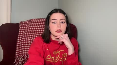 Snapshot of littlesugarpea chatting on 02-08-25, 10:29 Little Sugar Pea online show from 02-08-25, 10:29