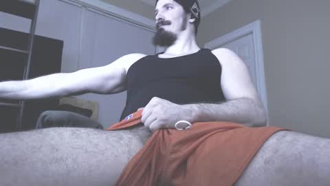 Snapshot of littlesumthinsumthin chatting on 05-18-26, 10:32 Alex or LSS online show from 05-18-26, 10:32