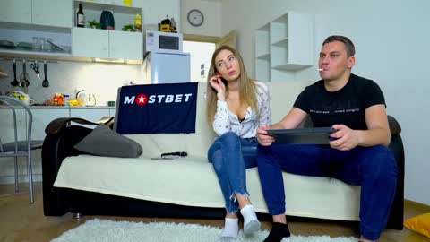 Snapshot of littlesweettifany chatting on 12-22-24, 12:27 Little Tifany online show from 12-22-24, 12:27