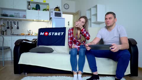 Snapshot of littlesweettifany chatting on 12-26-24, 09:33 Little Tifany online show from 12-26-24, 09:33