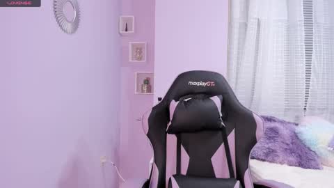 Snapshot of littletammy4u chatting on 03-26-26, 01:22 Tammy online show from 03-26-26, 01:22