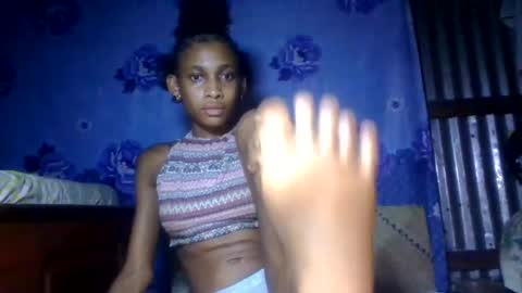 Snapshot of littleyanah chatting on 07-12-26, 07:38 yanah online show from 07-12-26, 07:38
