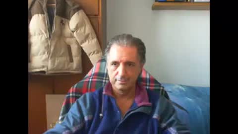 Snapshot of liuk53 chatting on 12-14-25, 02:00 liuk53 online show from 12-14-25, 02:00