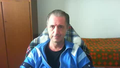 Snapshot of liuk53 chatting on 05-10-26, 12:43 liuk53 online show from 05-10-26, 12:43