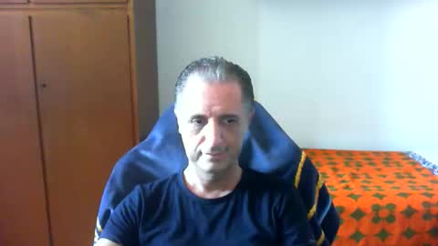 Snapshot of liuk53 chatting on 05-25-26, 01:17 liuk53 online show from 05-25-26, 01:17