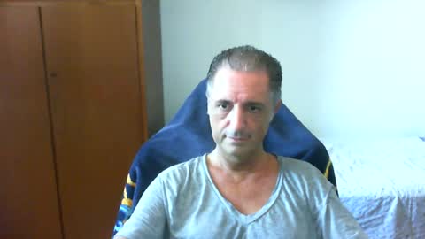 liuk53 online show from 07-04-26, 01:06