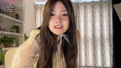 nana online show from 10-24-25, 01:13