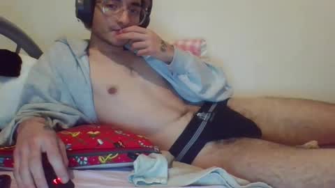 Snapshot of liuxgxhobfcx chatting on 02-08-25, 06:55 Noah online show from 02-08-25, 06:55