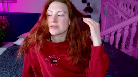 Snapshot of liv_fay chatting on 01-19-25, 01:33 Liv 3 online show from 01-19-25, 01:33