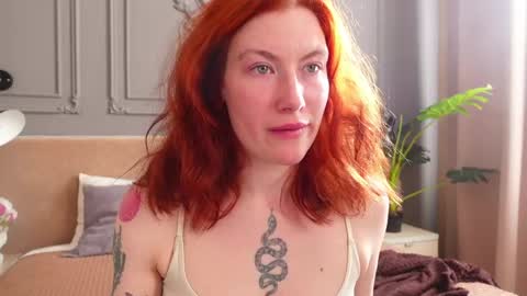 Snapshot of liv_fay chatting on 05-01-26, 02:43 Liv 3 online show from 05-01-26, 02:43