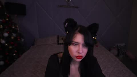 Snapshot of liviashy chatting on 12-21-25, 01:40 liviashy online show from 12-21-25, 01:40