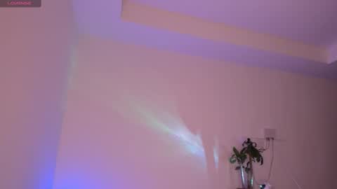 Snapshot of lixie_ chatting on 02-16-25, 05:59 Vanessa online show from 02-16-25, 05:59