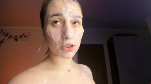 Snapshot of lixie_twenties chatting on 01-16-25, 12:23 Lixie online show from 01-16-25, 12:23