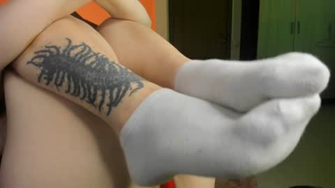 Snapshot of lixie_twenties chatting on 01-16-25, 09:19 Lixie online show from 01-16-25, 09:19