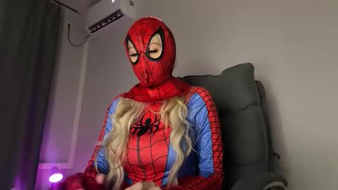 Snapshot of liya_ray chatting on 11-09-25, 10:30 Liya Ray online show from 11-09-25, 10:30