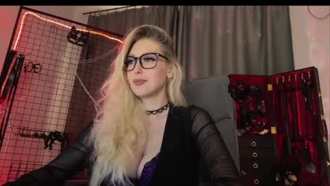 Liya Ray online show from 04-06-26, 06:36