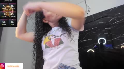 Liz  online show from 01-17-25, 12:42