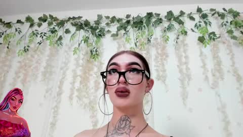 Snapshot of liz_lunaa chatting on 06-01-26, 04:03 Liz Luna online show from 06-01-26, 04:03