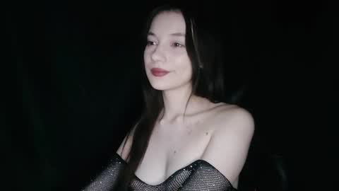 Snapshot of liza__kitty chatting on 12-22-25, 06:27 Liza Kitty online show from 12-22-25, 06:27