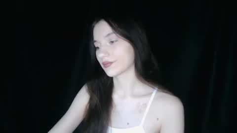 Snapshot of liza__kitty chatting on 01-17-26, 04:11 Liza Kitty online show from 01-17-26, 04:11