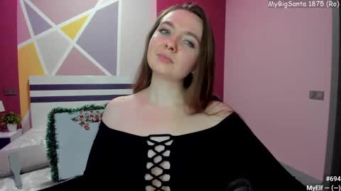 Girl next door online show from 12-04-24, 12:36