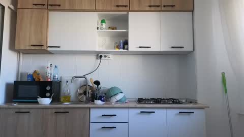 Liza online show from 03-04-25, 08:24